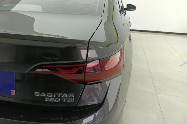Volkswagen Sagitar 280TSI DSG Beyond Edition Lite