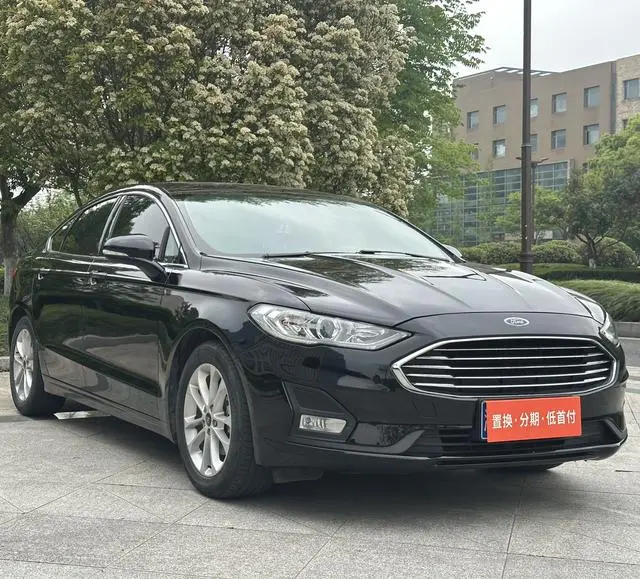 Ford Mondeo EcoBoost 180 fashion type