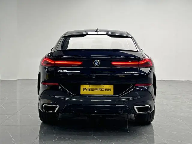 BMW BMW X6 Facelift xDrive30i M sports suit