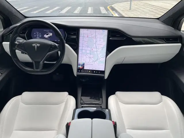 Tesla Model X Long battery life version