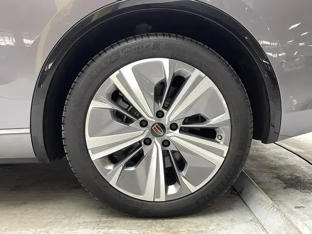 Hongqi Hongqi E-HS9 Facelifted 660km Qichang version six-seater