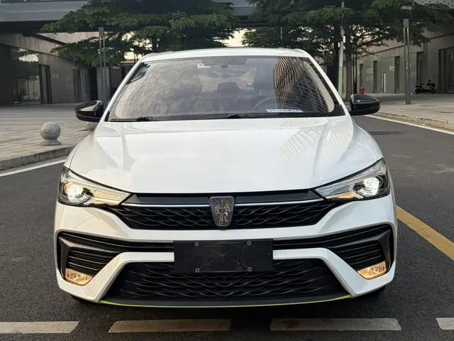 Roewe Roewe i5 1.5L CVT Platinum edition