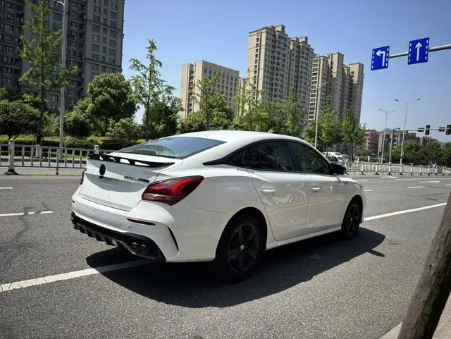 MG MG5 Scorpio 1.5T Trophy Sports Premium Edition