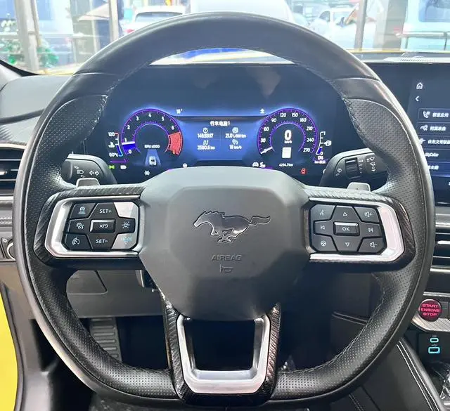 Ford Mustang 2.3T EcoBoost Convertible Sports Edition
