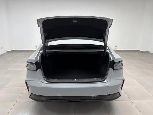 Chery Fengyun Fengyun A8 127 Yufeng Edition