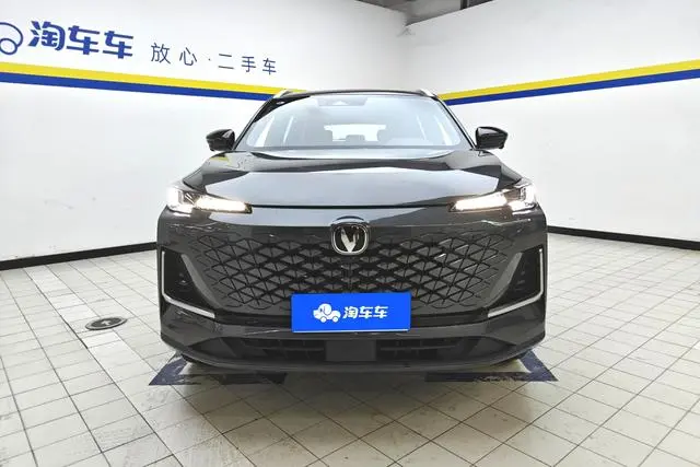 Changan Changan CS55 PLUS The third generation 1.5T DCT premium type