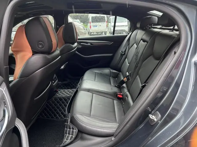 Cadillac Cadillac CT5 28T luxury