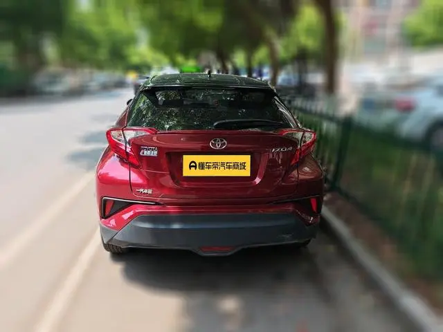 TOYOTA IZOA 2.0L Yixiang Edition