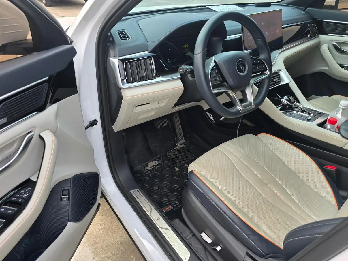 BYD Song PLUS DM DM-i 110KM two-wheel drive flagship PLUS