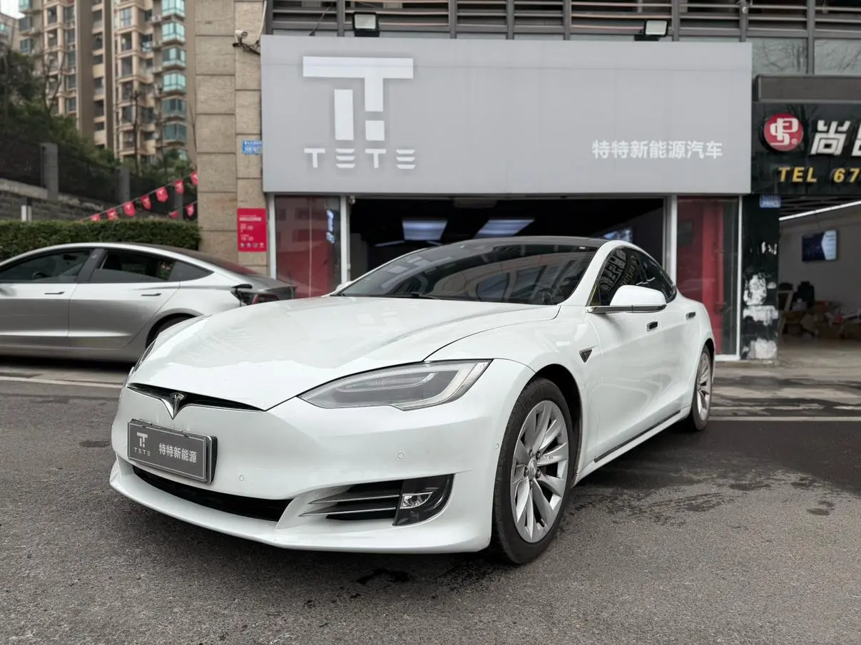 Tesla Model S 90D