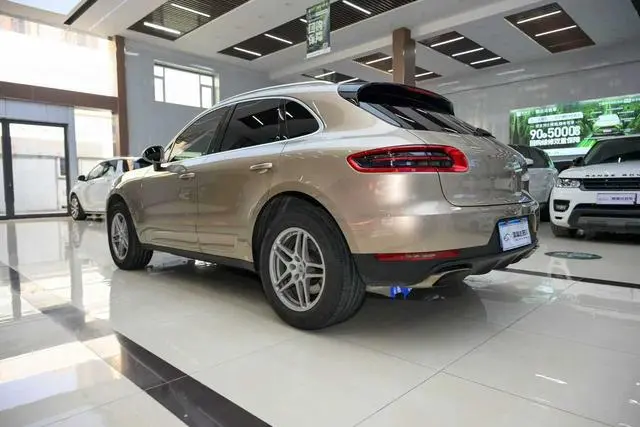 Porsche Macan Macan 2.0T