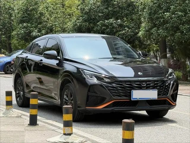 Dongfeng Fengshen Yi Hyun Mach Version 1.5L Automatic Glory Version