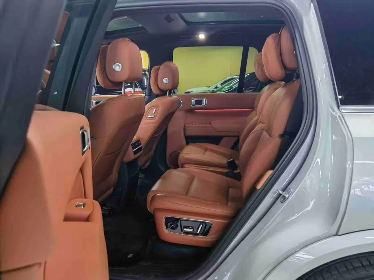 Li Auto Ideal L8 Pro version