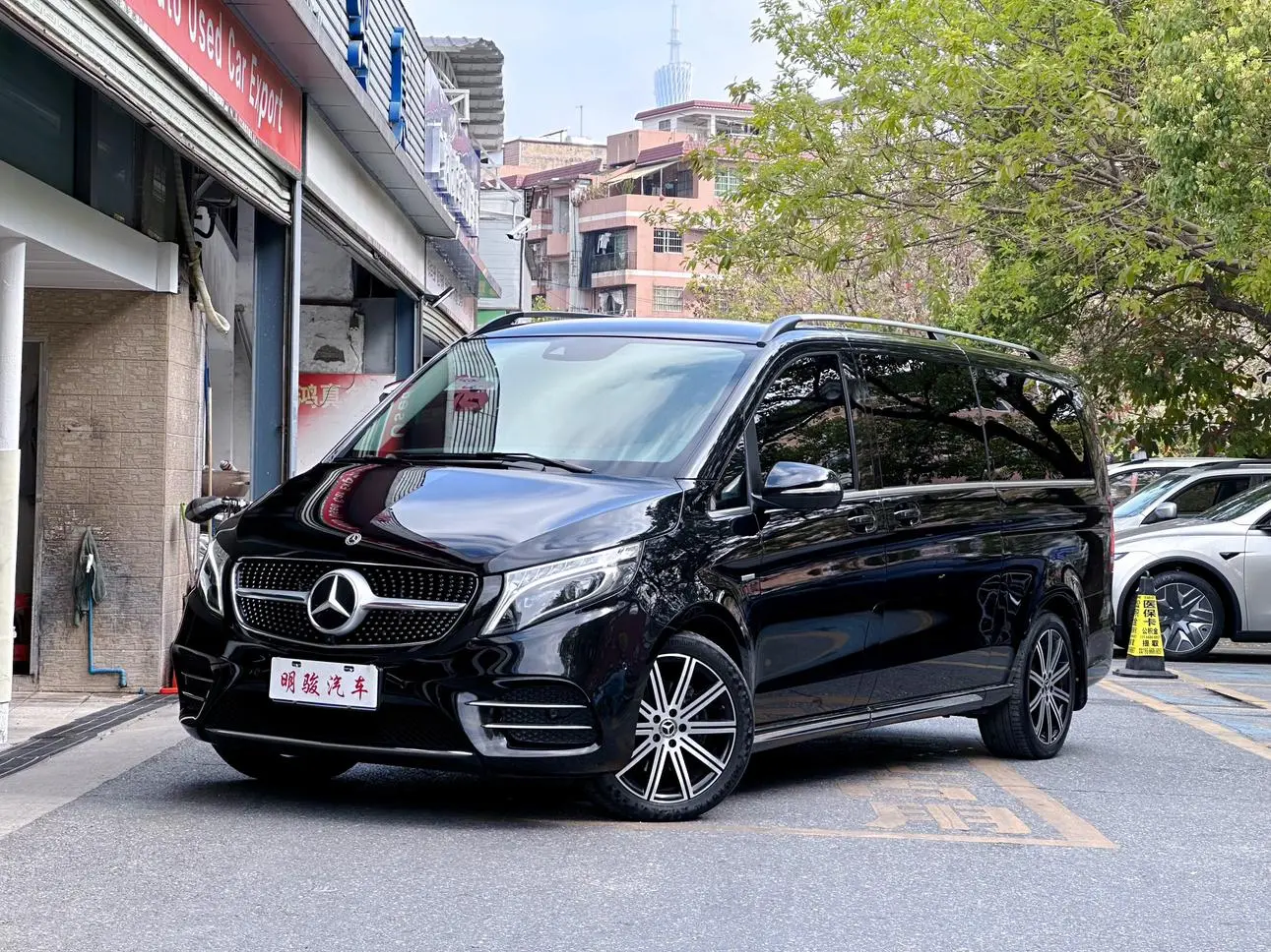 Mercedes-Benz Mercedes-Benz V-class V 260 L Long wheelbase Deluxe Edition