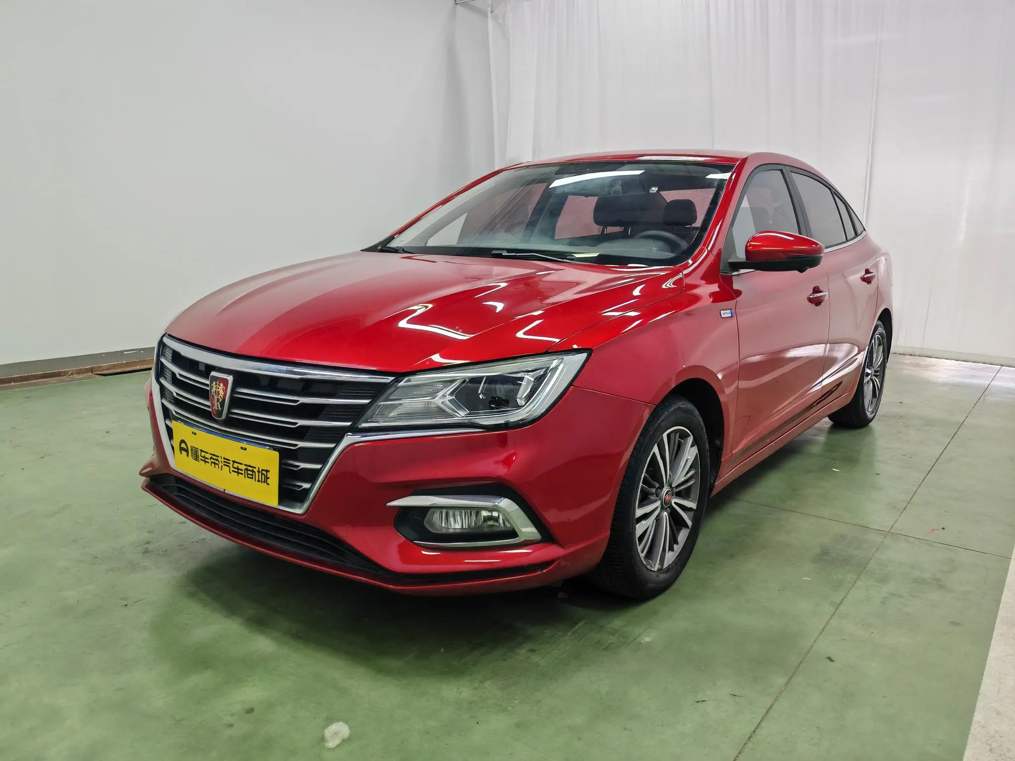 Roewe Roewe i5 1.5L automatic 4G Interconnection Linghao Ultimate Edition Country VI