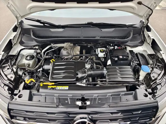 Volkswagen Exploring the shadow 1.5L automatic R-Line