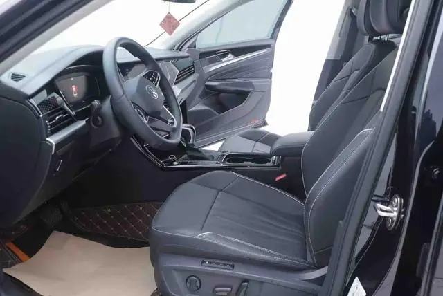 Volkswagen Passat 380TSI Deluxe Edition