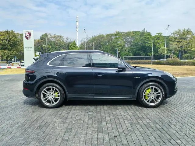 Porsche Cayenne E-Hybrid Cayenne E-Hybrid 2.0T