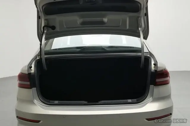 Volkswagen Lavida 1.5L automatic fashion version