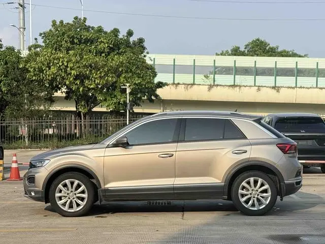 Volkswagen Exploring songs 280TSI DSG two-wheel drive aggressive type