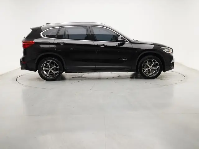 BMW BMW X1 sDrive20Li Luxury