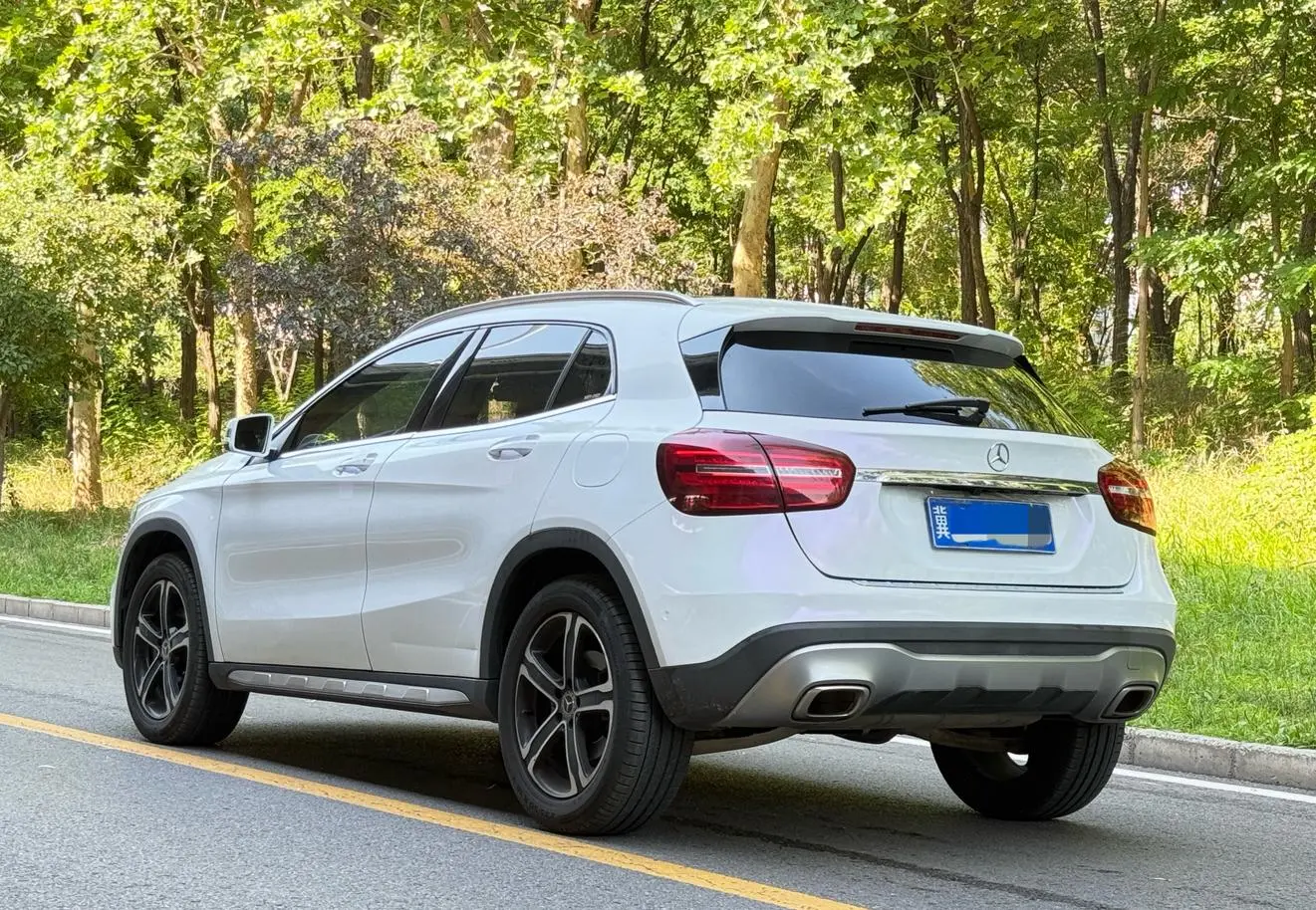 Mercedes-Benz Mercedes-Benz GLA GLA 200 fashion type