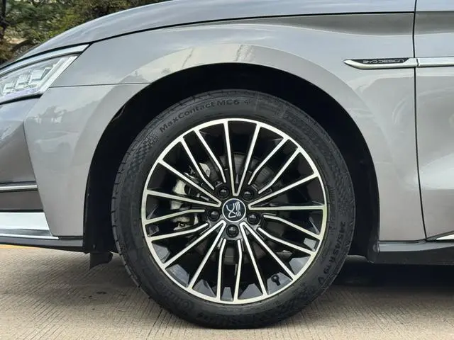 BYD Han DM DM four-wheel drive performance version premium type