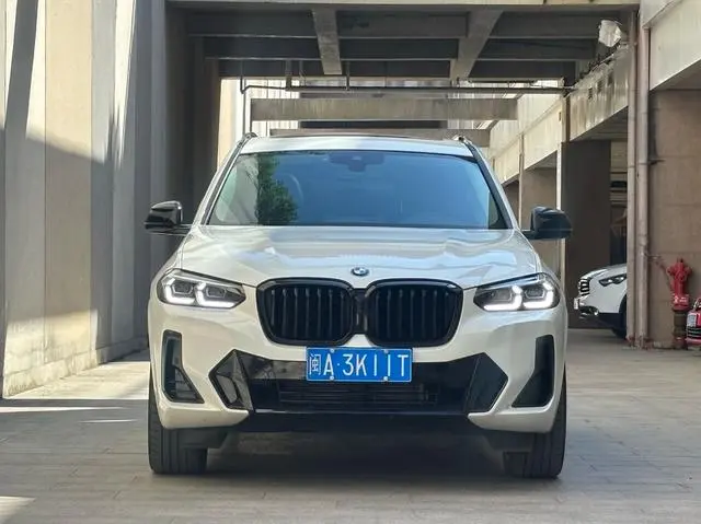 BMW BMW X3 xDrive30i Leading M Yao Ye Set