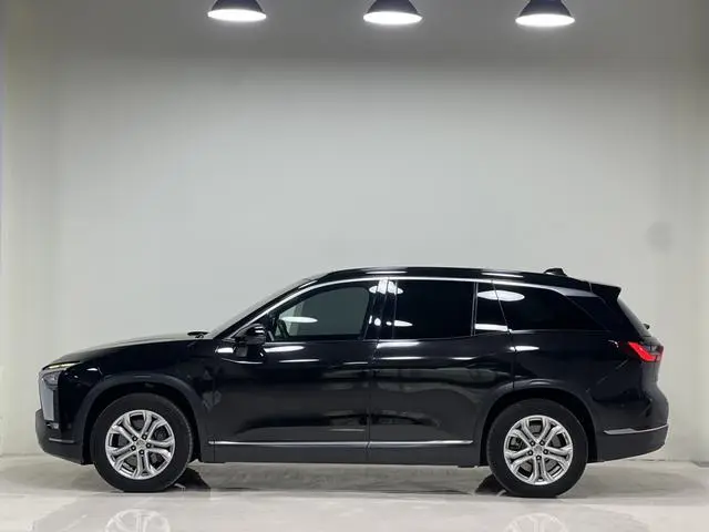 NIO NIO ES8 580KM six-seater version