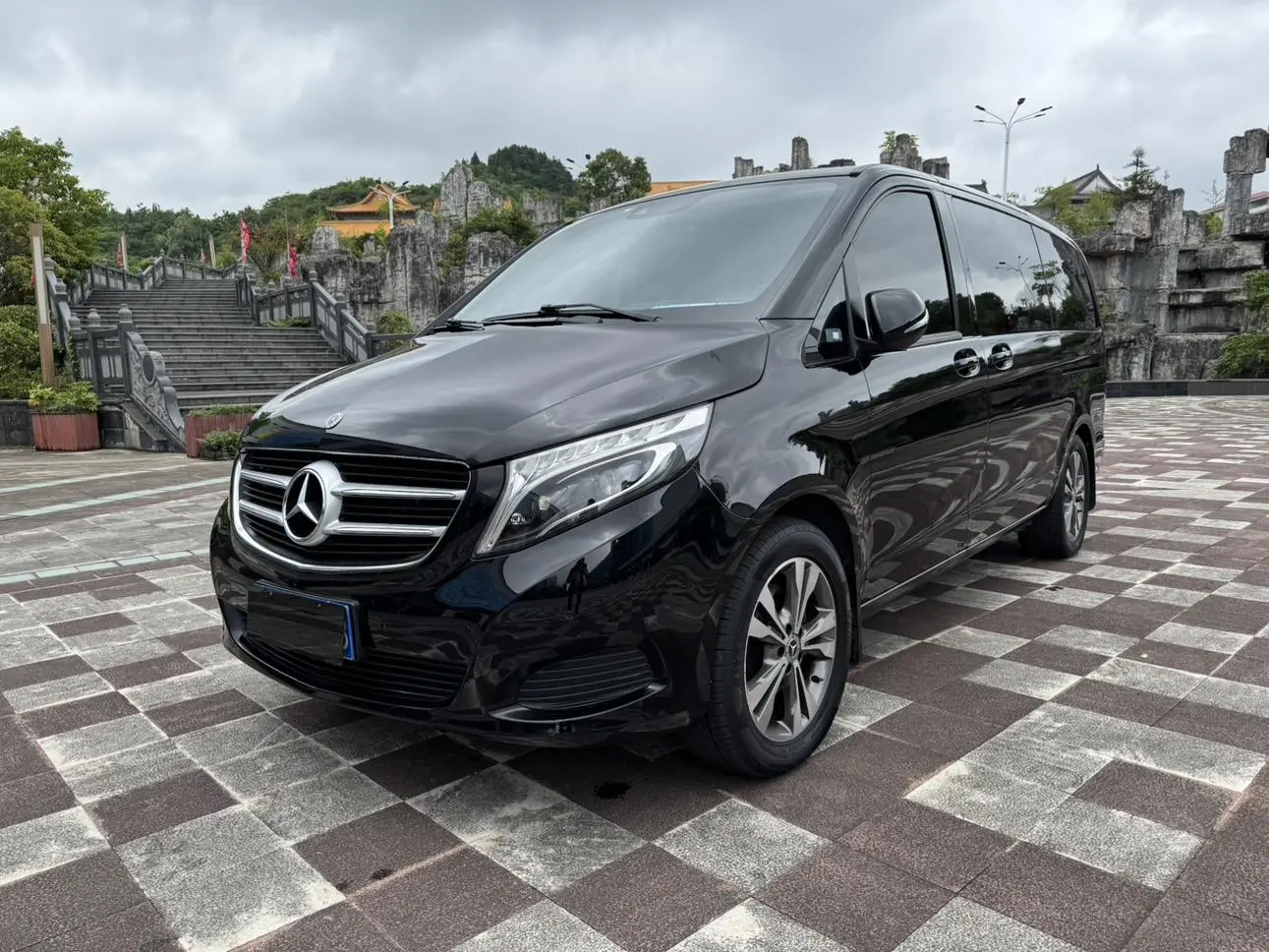 Mercedes-Benz Mercedes-Benz V-class V 260 Pilot Edition
