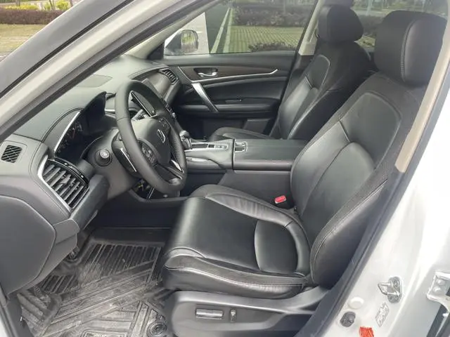 Honda Crown Road 240TURBO Two-wheel drive Exclusive Edition