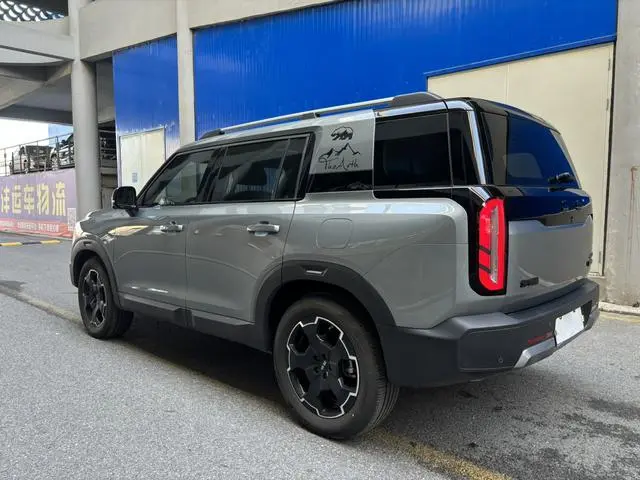 Beijing Beijing off-road BJ30 1.5T DHT 4WD Magic Core Drive Advanced Version