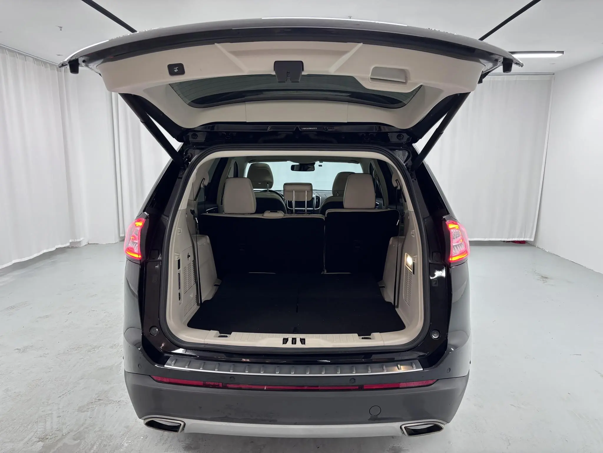 Ford Sharp World EcoBoost 245 four-wheel drive Zunrui Plus 7-seater country V