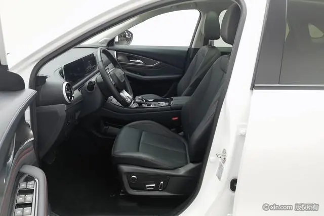 Dongfeng Fengxing Popular T5 EVO 1.5TD DCT Diamond Edition