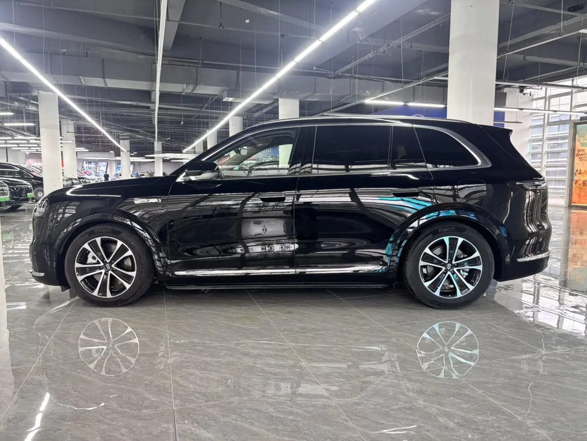AITO Ask the world M7 Extended range Ultra five-seater four-wheel drive version