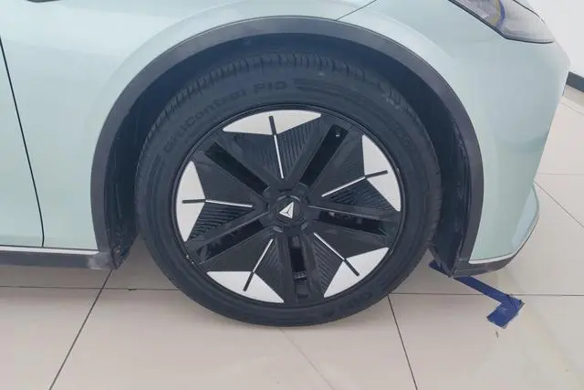 Shenlan Deepal Dark blue SL03 515 pure electric version