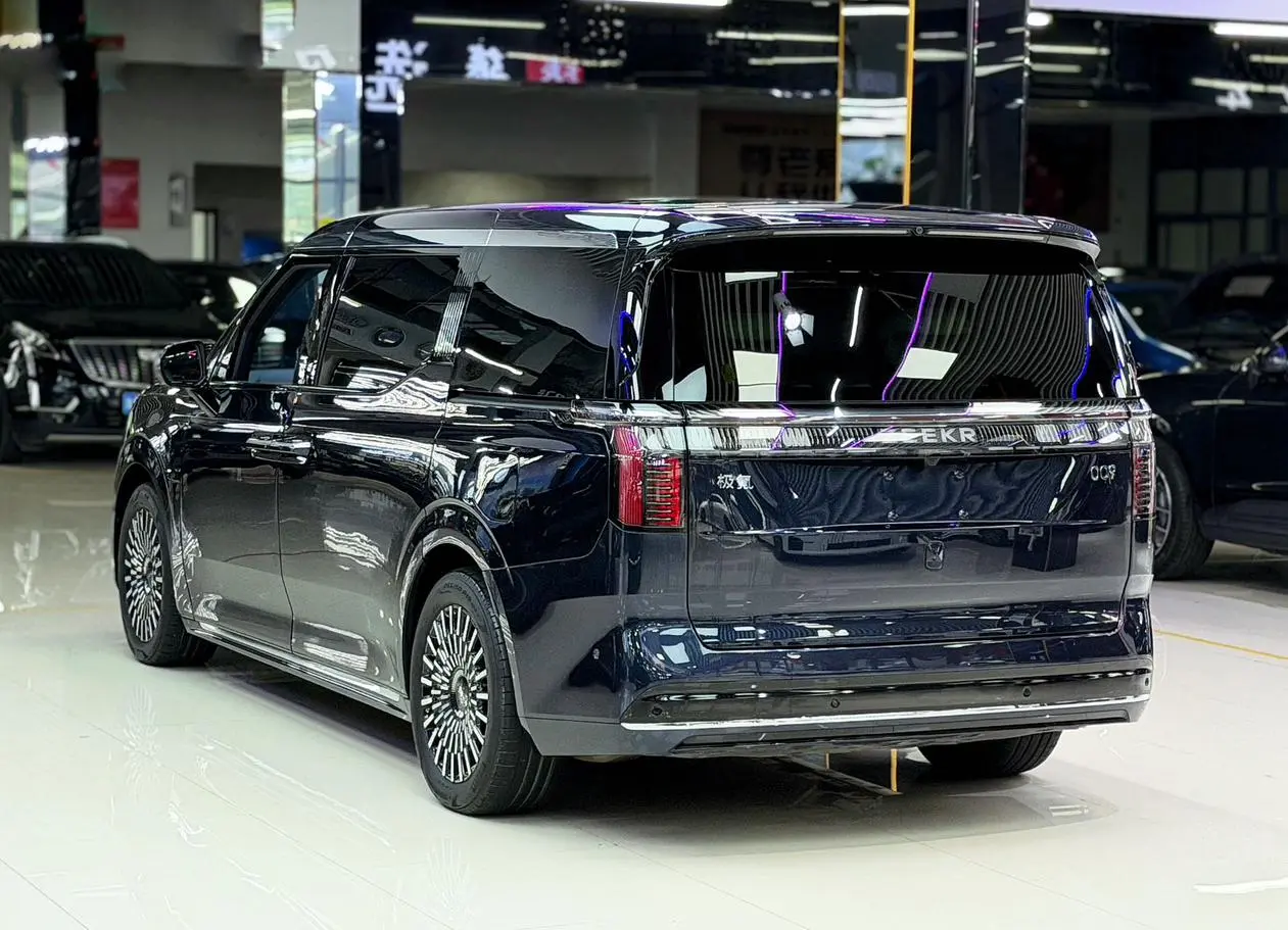 ZEEKR ZEEKR 009 Six-seater executive edition four-wheel drive 108kWh