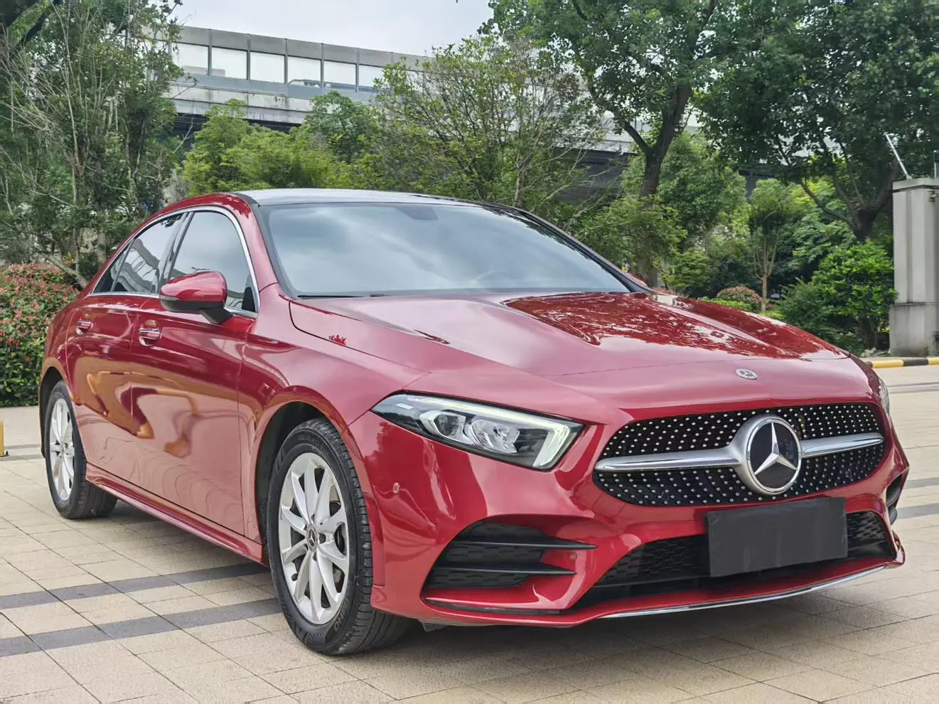 Mercedes-Benz Mercedes-Benz A-class Facelift A 200 L sports sedan fashion version