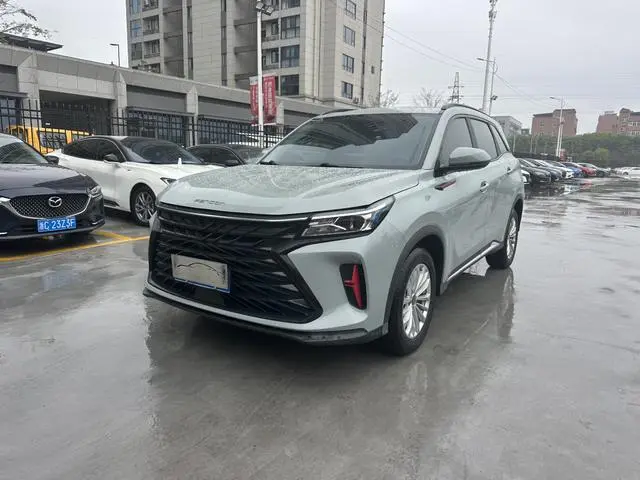 Dongfeng Fengguang Scenery 580 1.5T automatic enjoyment type