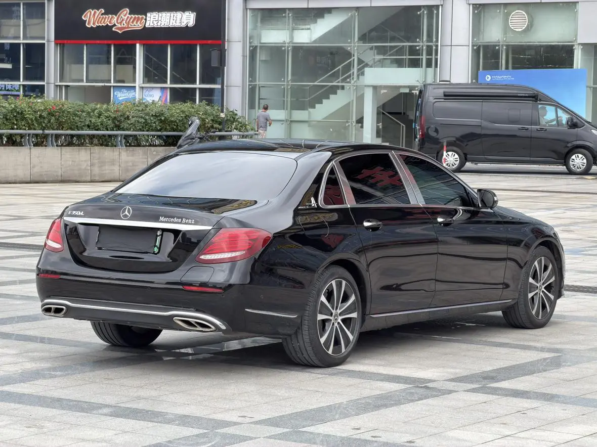 Mercedes-Benz Mercedes-Benz E-class PHEV E 300 e L