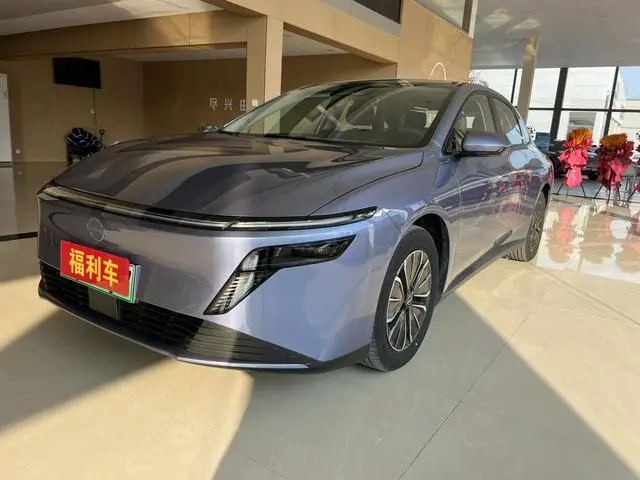 Nissan Nissan N6 180 Pro