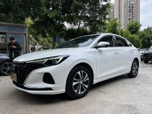 Changan Yidong PLUS Blue Whale NE 1.4T GDI DCT Premium Type