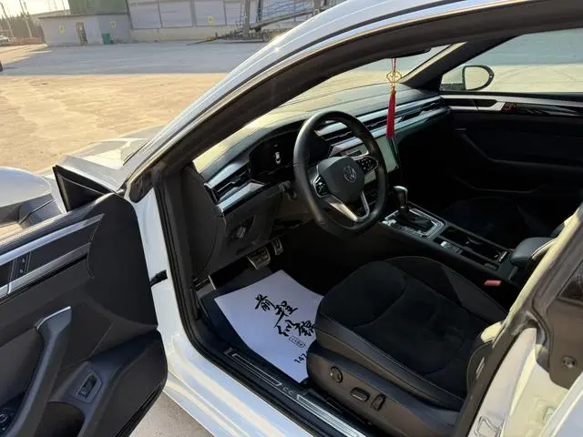 Volkswagen Volkswagen CC 330TSI Dazzling Edition