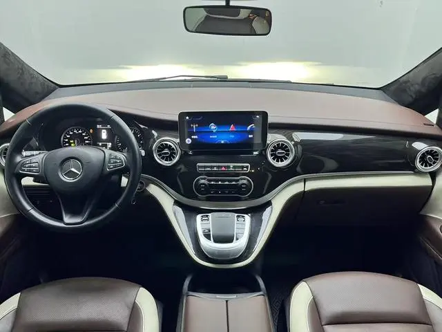 Mercedes-Benz Vito 2.0T Elite Edition 7 Seats