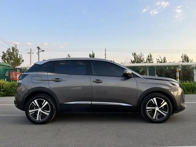Peugeot Peugeot 4008 360THP Strength Edition