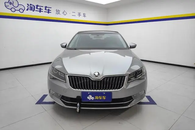 Skoda Speed pie ZI330 DSG Comfort Edition Country V
