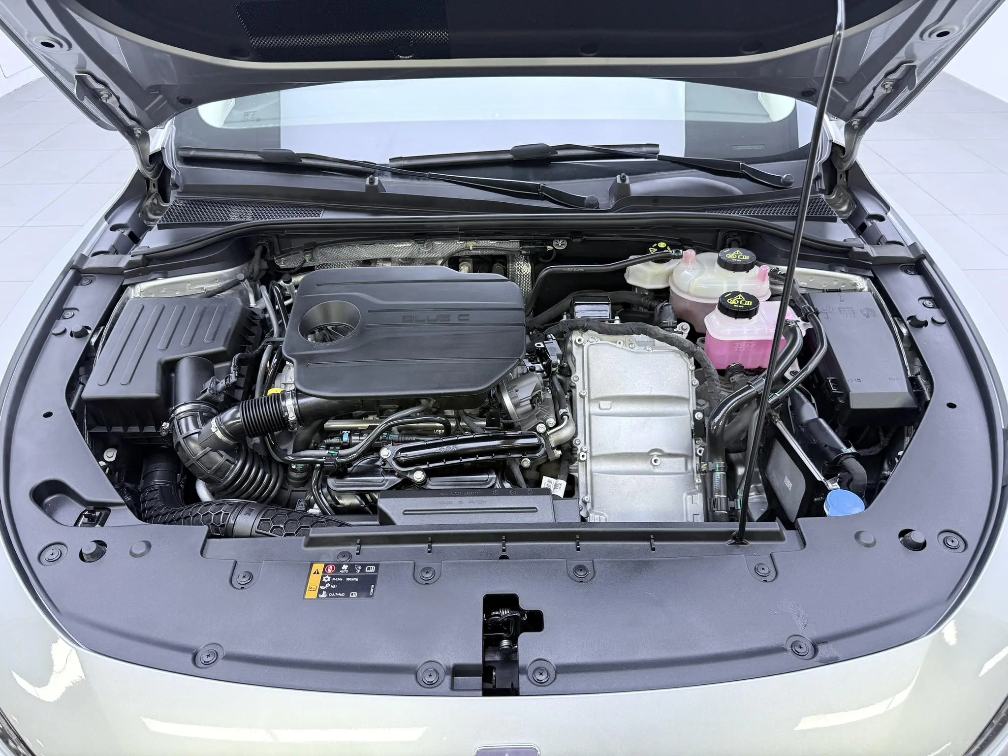 Roewe Roewe D7 DMH 125 Ultimate Edition