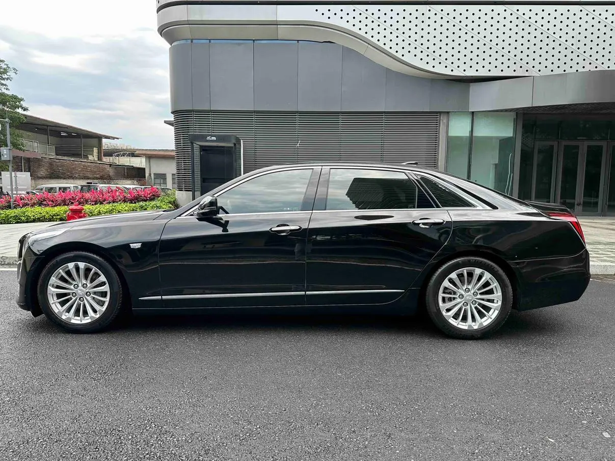 Cadillac Cadillac CT6 28T luxury