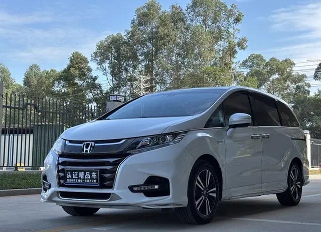 Honda Odyssey 2.0L Rui*Zhixiang Edition
