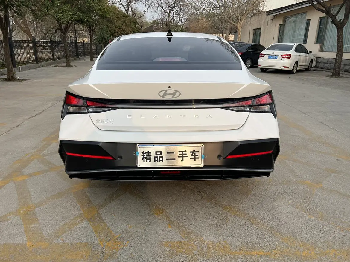 Hyundai Elantra 1.5L CVT GLX Elite Edition